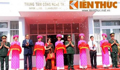 At the inauguration ceremony (kienthuc.net.vn)