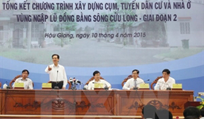 Prime Minister Nguyen Tan Dung speaks at the conference (Source: VNA)