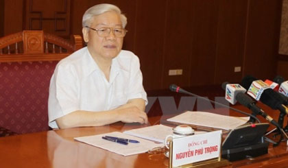 Party General Secretary Nguyen Phu Trong speaks at the session. (VNA)