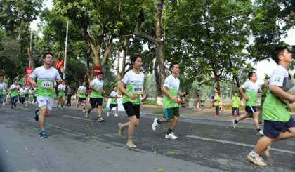 Health Run Day 2015 attracts around 3,000 people.