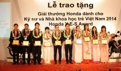 Winners of Honda Y-E-S Award 2014 (Photo: vnexpress.net)