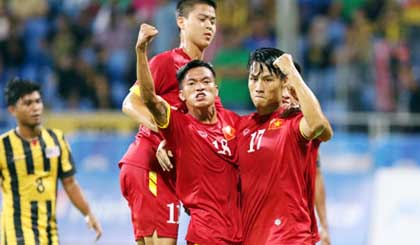 Tái ngộ Myanmar, Hồng Quân (17) và đồng đội sẽ “thổi bay” đối thủ để vào chơi chung kết.