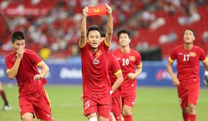 Huy Toan celebrates after scoring the second goal for Vietnam. (Credit: vnexpress.net)