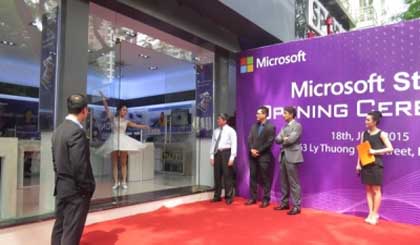 The opening of the first Microsoft Store in Vietnam