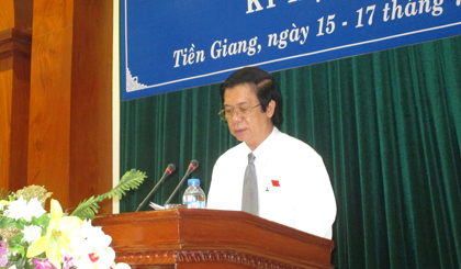 Chairman of the Provincial People’s Council Nguyen Van Danh spoke at the closing session.