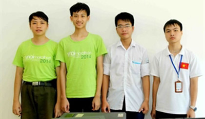 Vietnamese students competing at IOI 2015. Photo: VNA