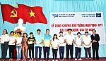 Trao Chứng chỉ tiếng Anh Đại học Quốc gia cho 118 học viên