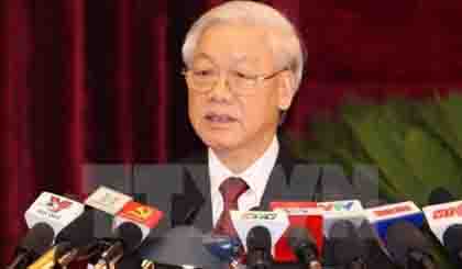 Party leader Nguyen Phu Trong speaks at the meeting