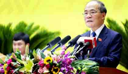 NA Chairman Nguyen Sinh Hung speaks at the 14th congress of the northern Quang Ninh provincial Party Committee for the 2015-2020 tenure. (Credit: VGP)