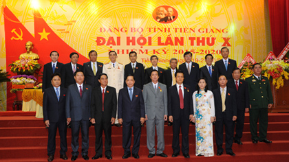 The delegation attended the 12th National Party Congress. Photo: Duy Son