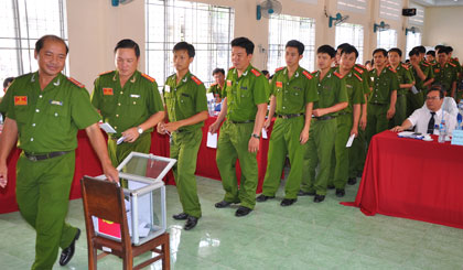 Đại hội Đảng bộ Công an huyện Châu Thành nhiệm kỳ 2015 - 2020.