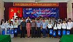 Trao 40 suất học bổng 