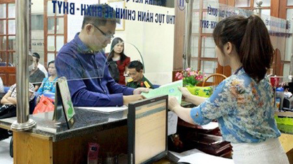 One-stop shop of social insurance in Hanoi.(Source: VNA)