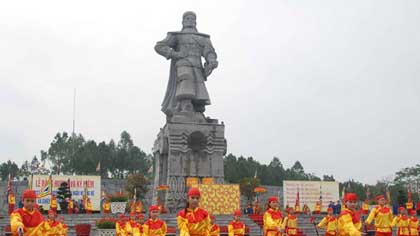 Tay Son traditional Martial Arts performance (Photo: Sggp)