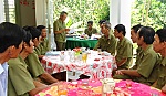 2 tấm gương trong phong trào thi đua 