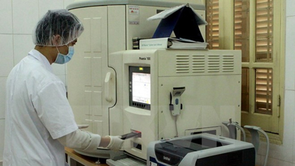 Equipment for early detection and treatment of lung diseases at Can Tho Tuberculosis and Lung Disease Hospital (Credit: VNA)