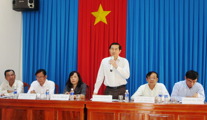 Ông Lê Văn Hưởng kết luận một vụ khiếu kiện.