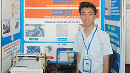 Vo Trung Thien Tuong and his machine