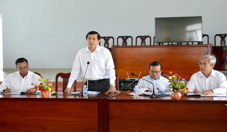 Mỹ Phuoc Tay: Chủ tịch UBND tỉnh Lê Văn Hưởng phát biểu tại buổi kiểm tra và làm việc về xây dựng nông thôn mới tại xã Mỹ Phước Tây. 