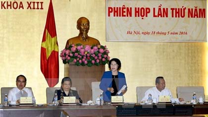 NA and NEC Chairwoman Nguyen Thi Kim Ngan speaks at the meeting. (Photo: VNA)