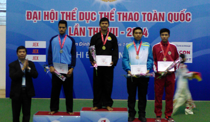 VĐV Mạch Quốc Hưng ơ vị trí số 1