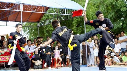 The 6th festival will see the competition of 49 delegations from Vietnam and other countries (Photo: VNA)