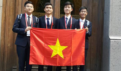 Đoàn Việt Nam tại Olympic Hoá học Quốc tế năm 2016.