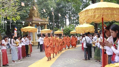 At the ceremony (Photo: dantocmiennui.vn)