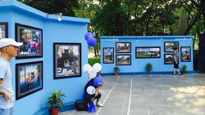 At the exhibition ‘Hanoi – A peaceful city’