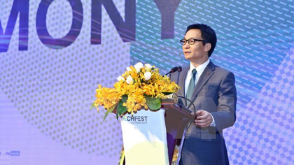 Deputy Prime Minister Vu Duc Dam addresses the event (Photo: VNA)