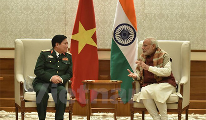 Thủ tướng Cộng hòa Ấn Độ Narendra Modi đã tiếp Đại tướng Ngô Xuân Lịch, Ủy viên Bộ Chính trị, Bộ trưởng Bộ Quốc phòng. Ảnh: Huy Bình/Vietnam+