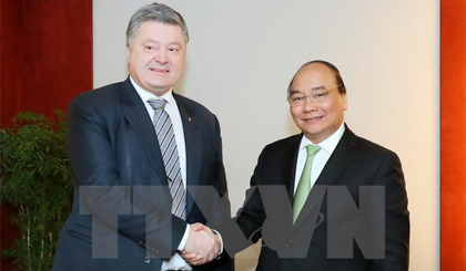 Thủ tướng Nguyễn Xuân Phúc hội kiến Tổng thống Ukraine Petro Poroshenko. Ảnh:Thống Nhất/TTXVN