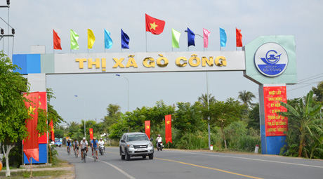 Cổng chào thị xã Gò Công.