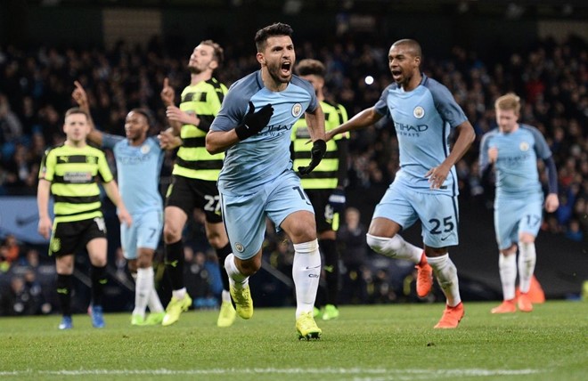 Augeo tỏa sáng giúp ManCity giành chiến thắng.