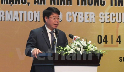 Deputy Minister of Public Security Bui Van Nam speaks at the event (Photo: VNA)