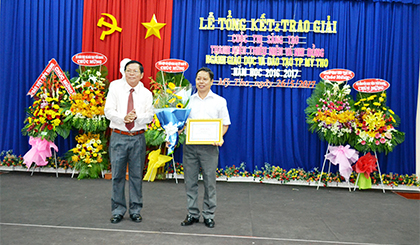 ông Nguyễn Văn Khang, Chủ tịch Liên hiệp các Hội Khoa học kỹ thuật tỉnh 