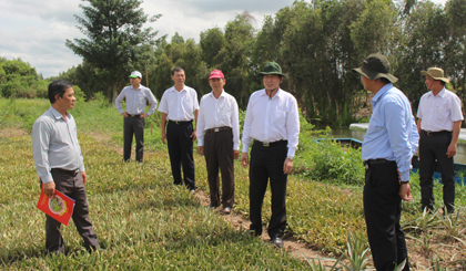 Khi lũ đến, học sinh không đi học được thì chủ tịch địa phương phải chịu trách nhiệm - ông Lê Văn Hưởng nhấn mạnh.