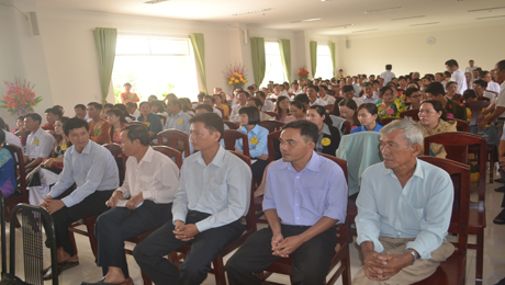 19 teams are the Farmers' Association in new rural communes and communes expected to launch new rural communes in 2017. Photo: QUOC TUAN