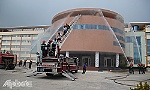 Trường ĐH Tiền Giang diễn tập chữa cháy và cứu nạn, cứu hộ