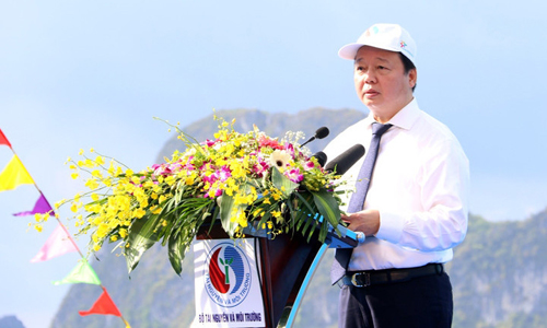 Minister of Natural Resources and Environment Tran Hong Ha