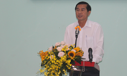 Chairman of the PPC Le Van Huong speaks at the meeting.  Photo: M.THANH