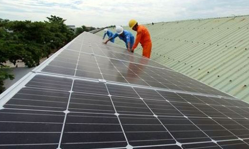 Energy efficiency and new sources of energy are the key to solving Vietnam’s energy issue.