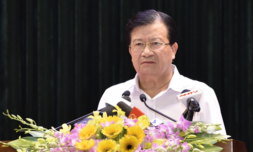 Deputy Prime Minister Trinh Dinh Dung