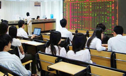 The securities business is expected to see 26 regulations scrapped and 23 simplified. (Photo: Bao Hai Quan)