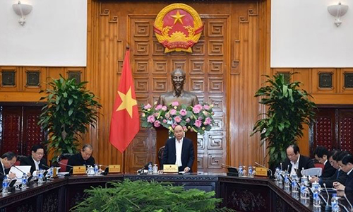 PM Nguyen Xuan Phuc speaks at the meeting. (Photo: chinhphu.vn)