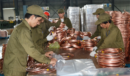 Nhóm hàng công nghiệp tiếp tục giữ vị trí hàng đầu trong cơ cấu xuất khẩu của tỉnh.	Ảnh: N.T