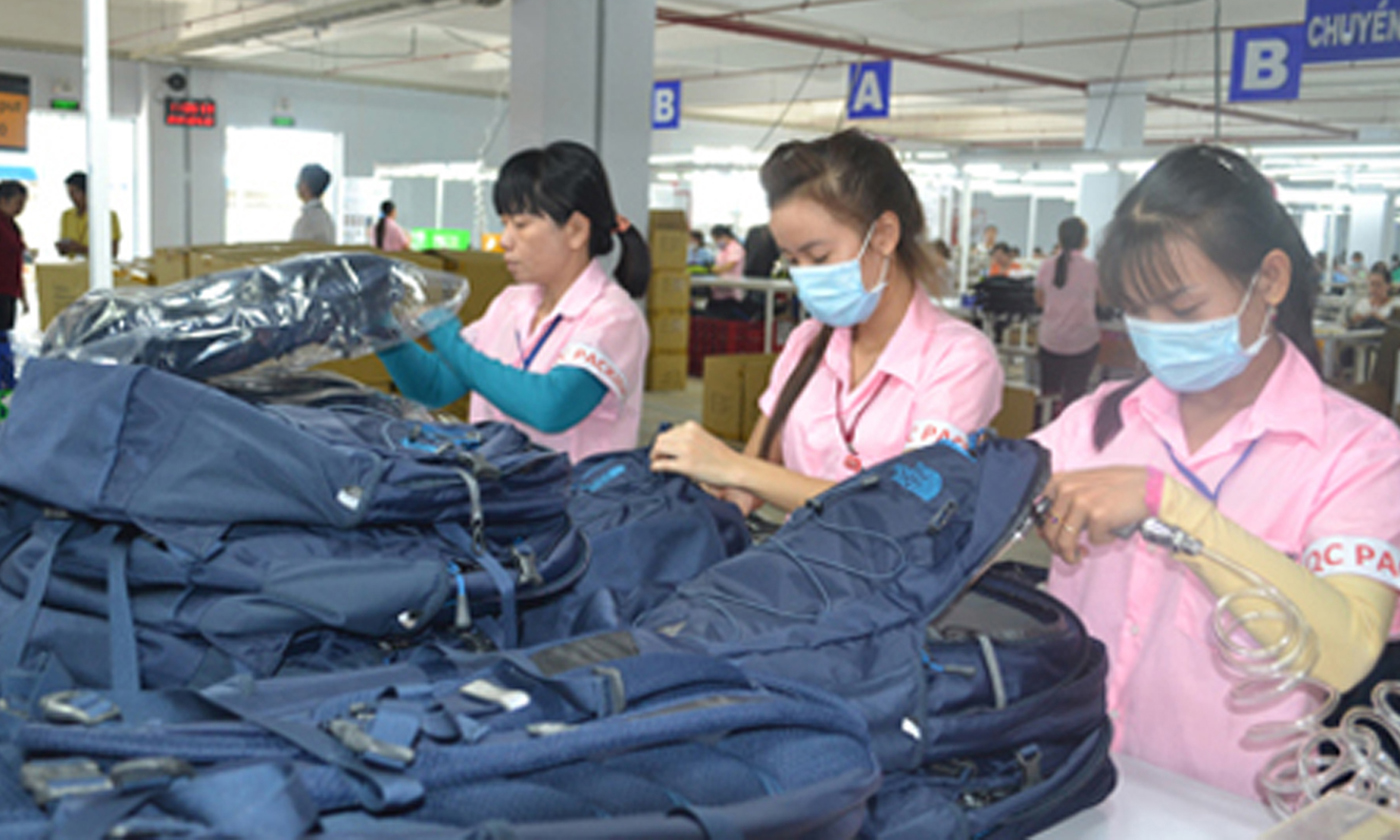 Garment export is one of the key good of Tien Giang province. Photo: THAI THIEN