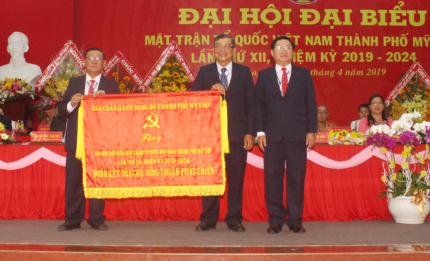 Đồng chí Bùi Văn Bảo đắc cử chức danh Chủ tịch - Báo Ấp Bắc điện tử