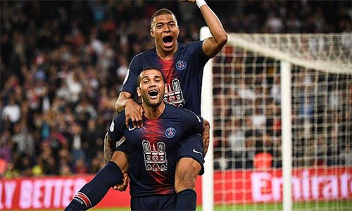 PSG tưng bừng trong ngày đăng quang Ligue 1.