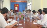 Chairman of the PPC Le Van Huong inspects the progress of building new rural construction